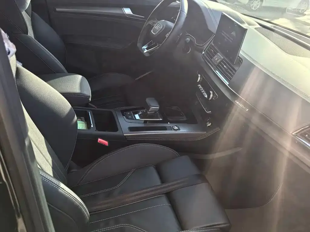 Audi Q5L 2023 из CN, фото 7