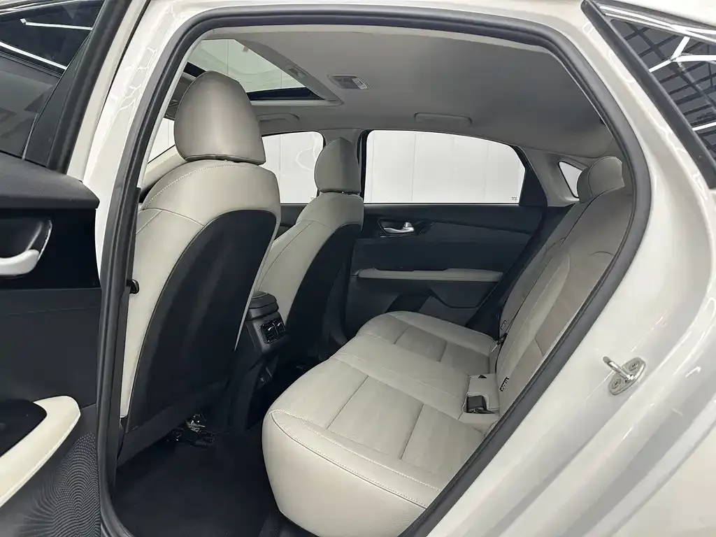 Kia K3 2022 из CN, фото 9