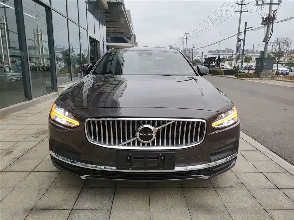Volvo S90 2024 из CN, фото 4