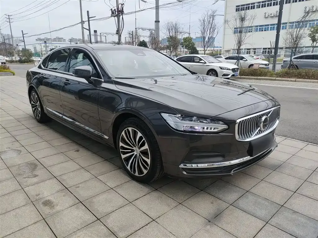 Volvo S90 2024 из CN, фото 10
