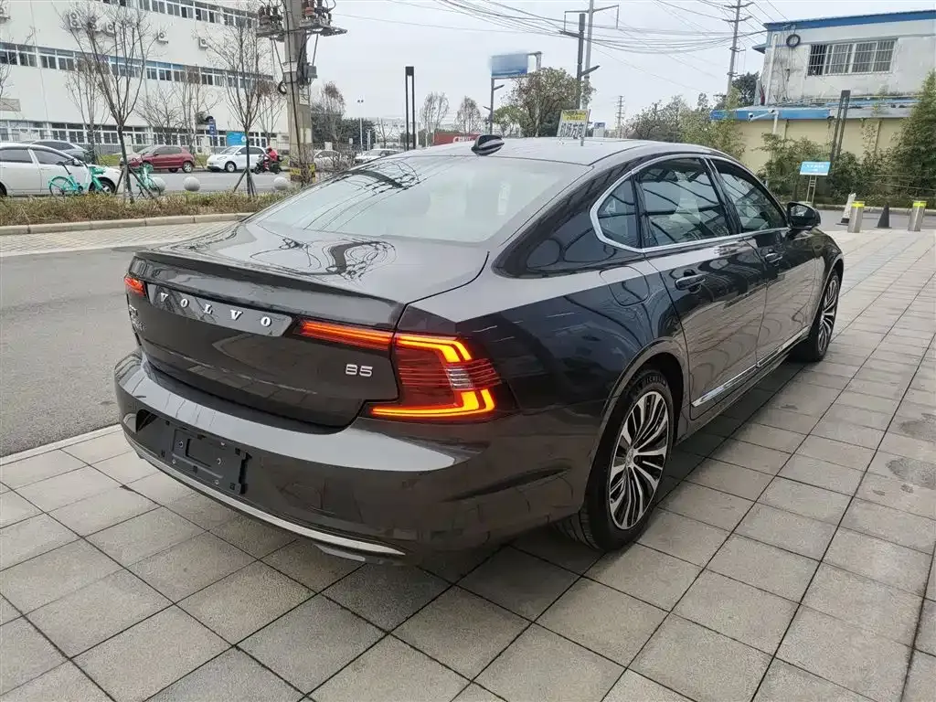 Volvo S90 2024 из CN, фото 5
