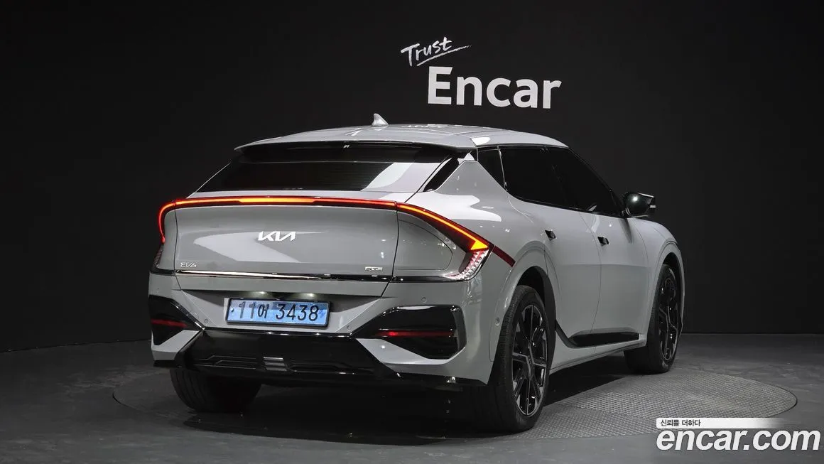 Kia EV6 — фото 2