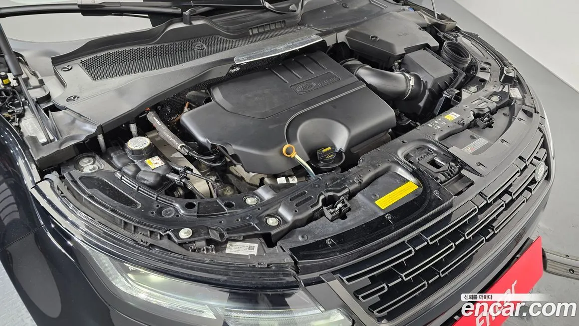 Land Rover Range Rover Evoque — фото 10