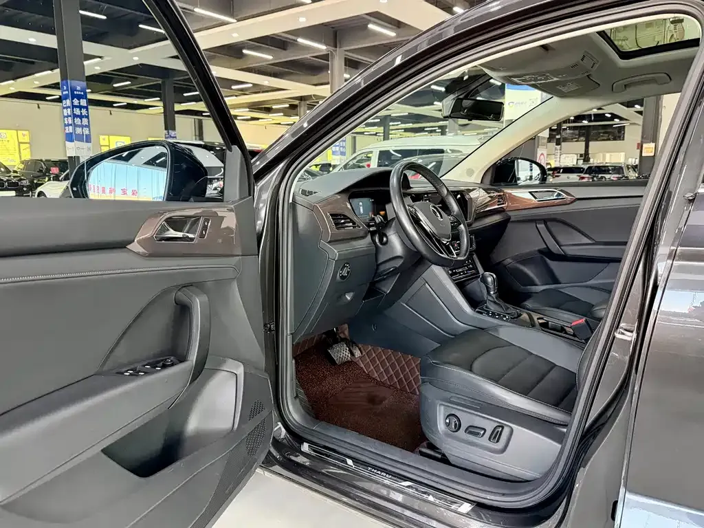 Volkswagen Tharu 2022 из CN, фото 4