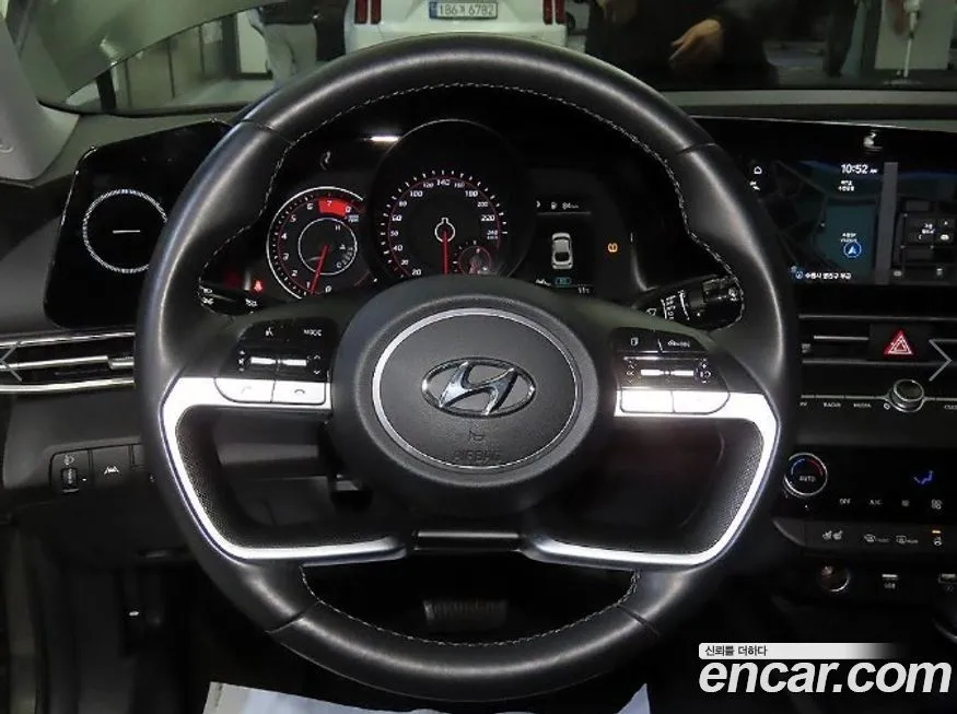 Hyundai AVANTE — фото 4