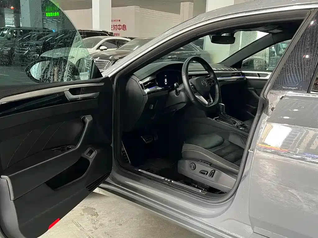 Volkswagen CC 2022 из CN, фото 3