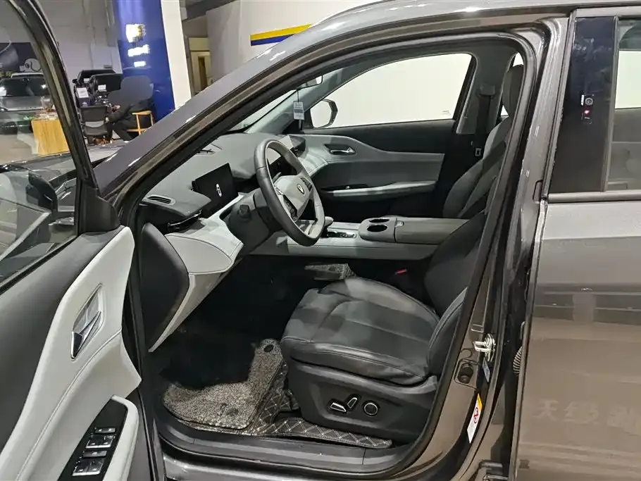 Changan UNI-Z 2024 из CN, фото 8