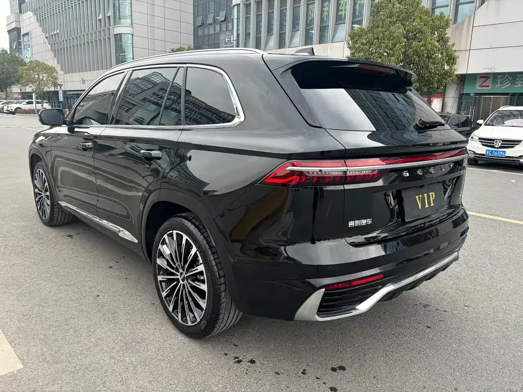 Geely Xingyue L — фото 6