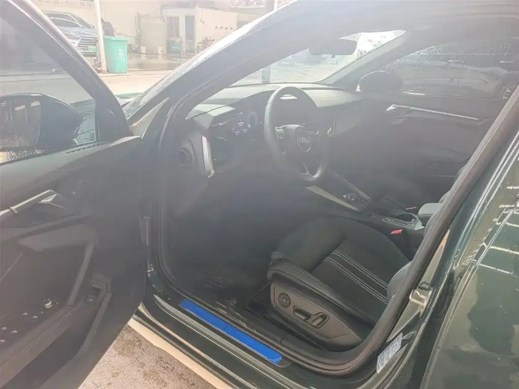 Audi A3 2024 из CN, фото 4