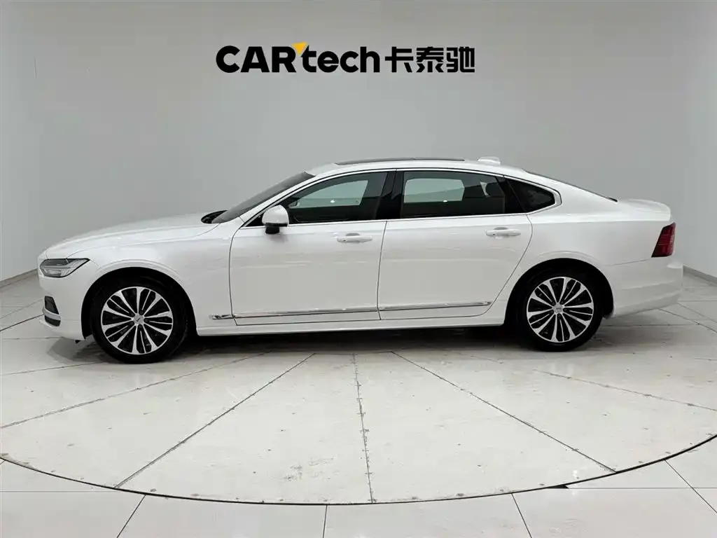 Volvo S90 2024 из CN, фото 8