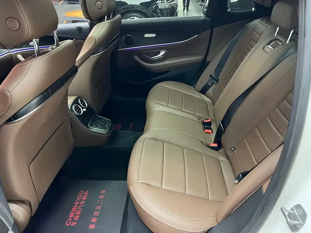Mercedes-Benz E-Class 2022 из CN, фото 6