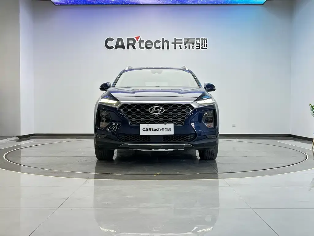 Hyundai Santa Fe 2021 из CN, фото 2
