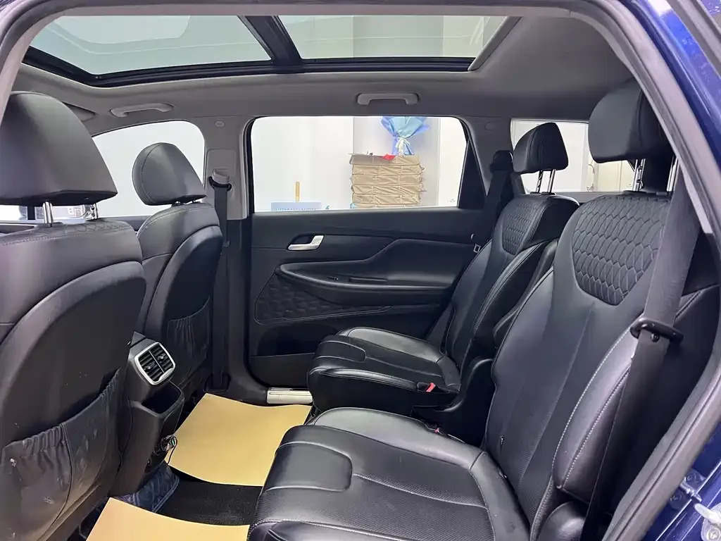 Hyundai Santa Fe 2021 из CN, фото 7