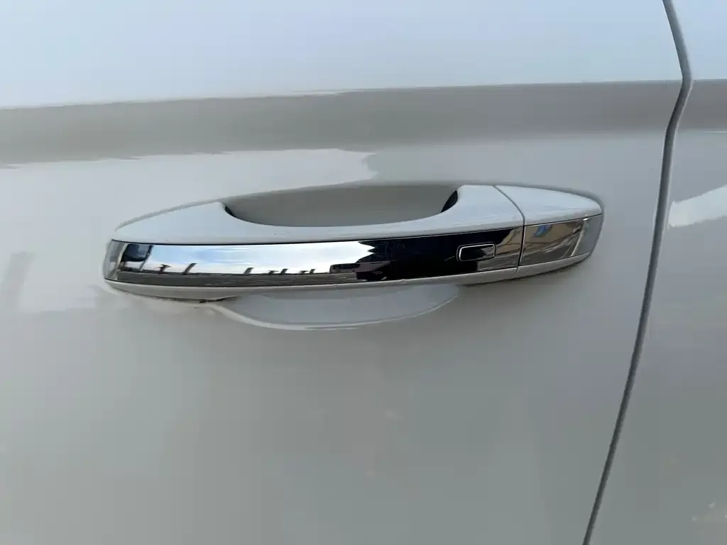 Volkswagen Tharu 2022 из CN, фото 2