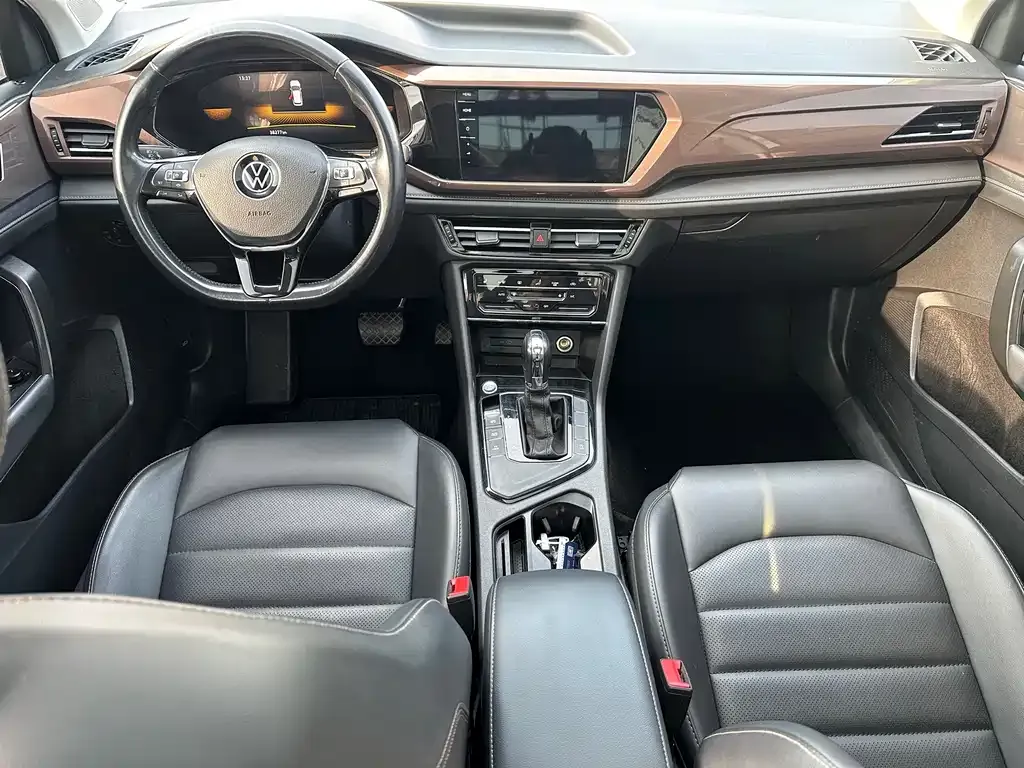 Volkswagen Tharu 2022 из CN, фото 10