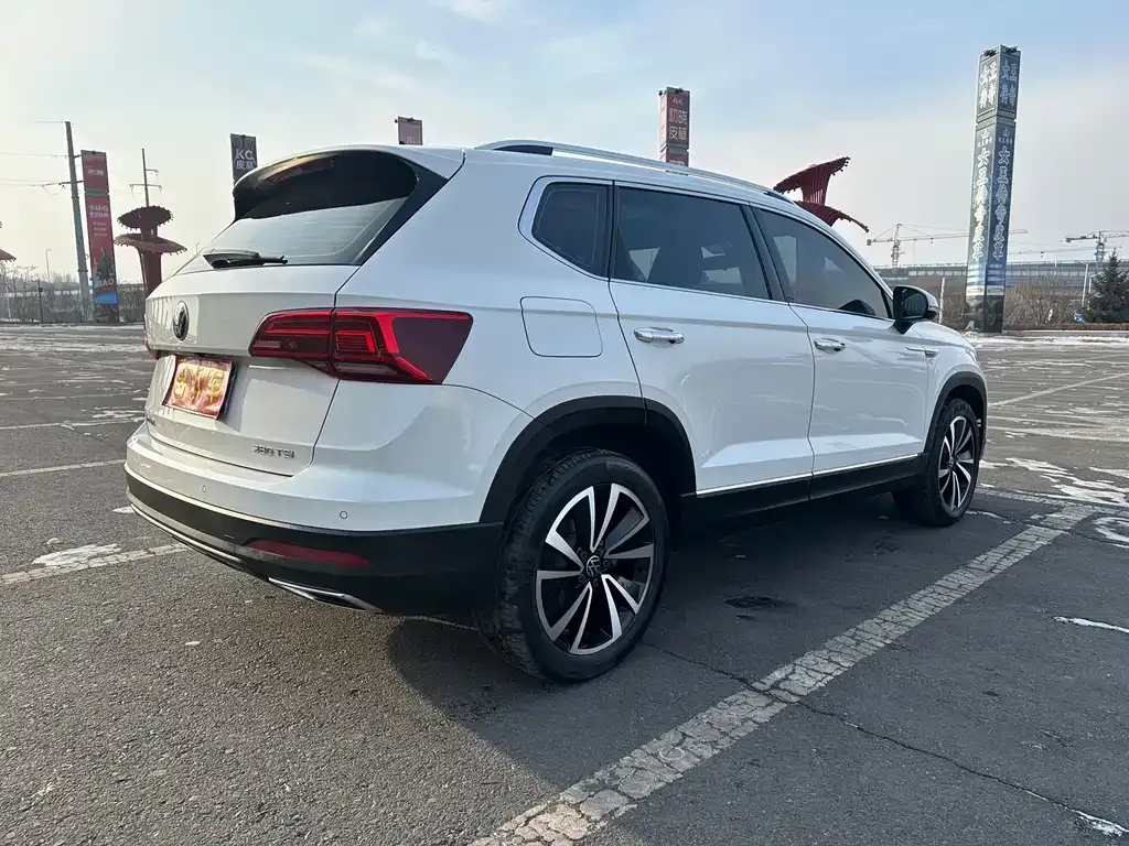 Volkswagen Tharu 2022 из CN, фото 7