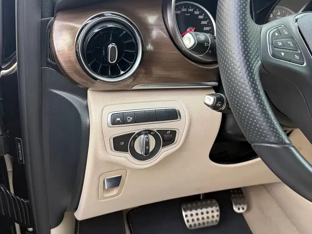 Mercedes-Benz V-Class 2022 из CN, фото 4