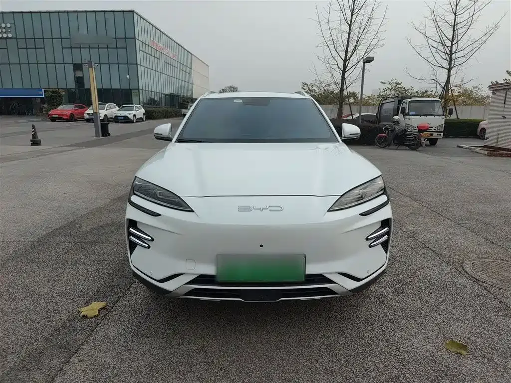 BYD PLUS New Energy — фото 3
