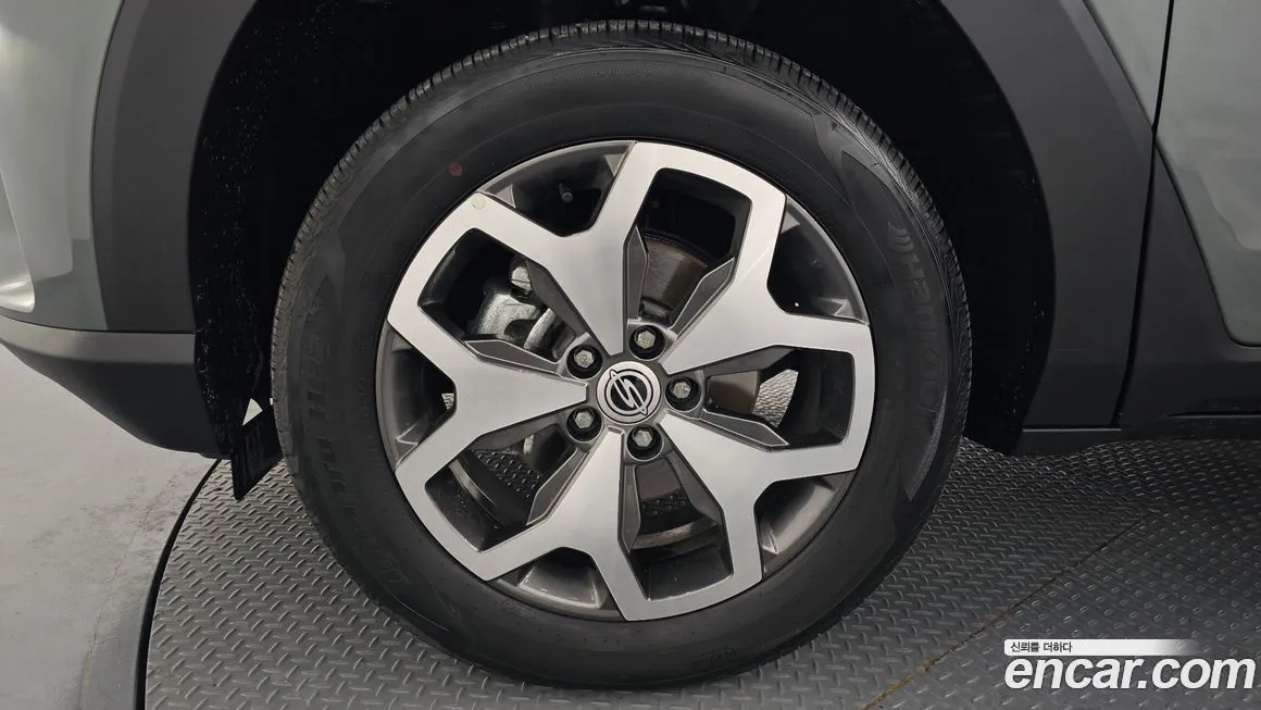 KG Mobility (Ssangyong) Torres — фото 10