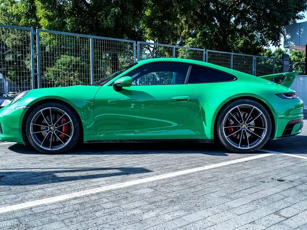 Porsche 911 2024 из CN, фото 3