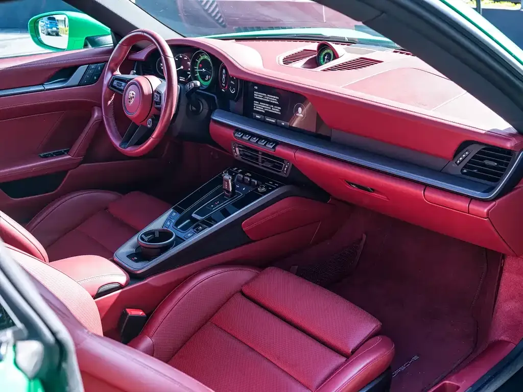Porsche 911 2024 из CN, фото 6