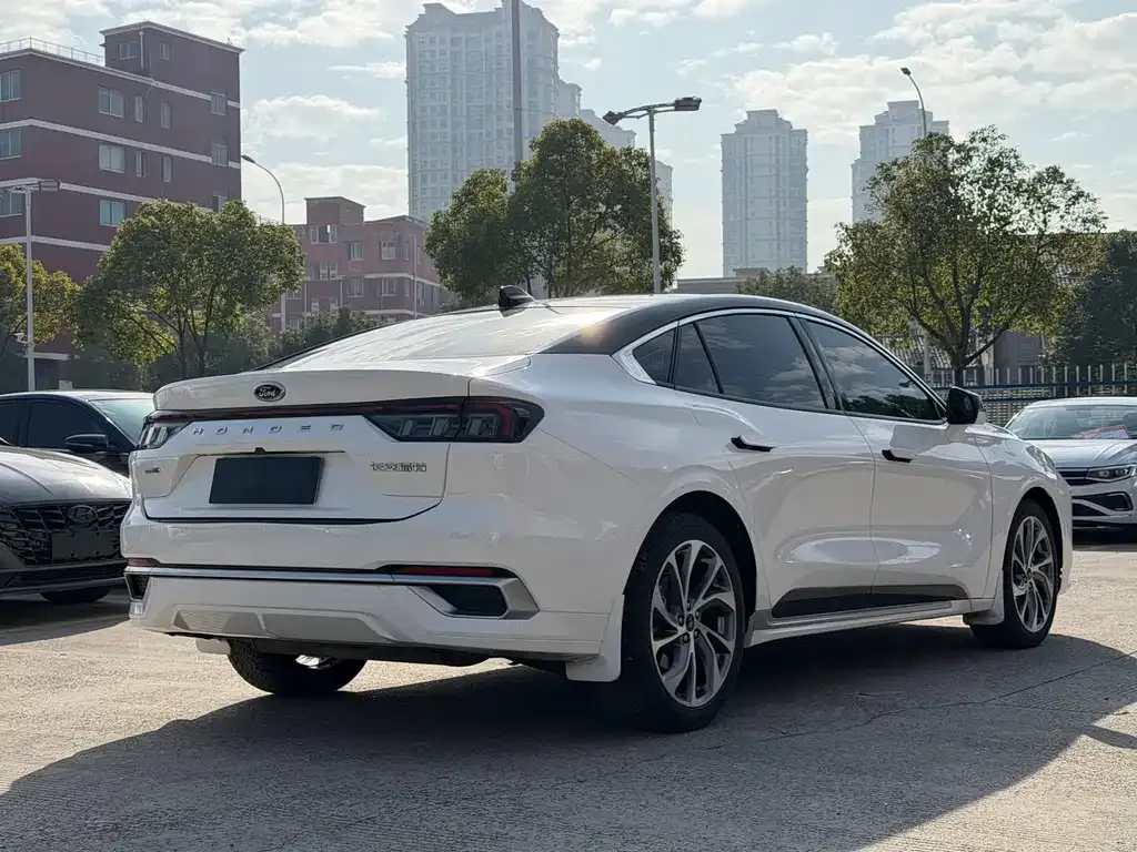 Ford Mondeo 2023 из CN, фото 9