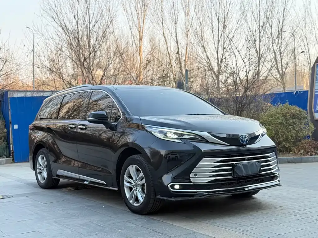 Toyota Sienna 2022 из CN, фото 10