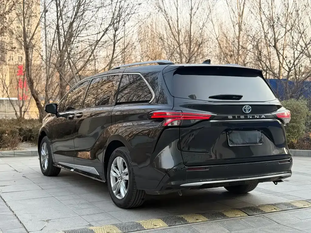 Toyota Sienna 2022 из CN, фото 9