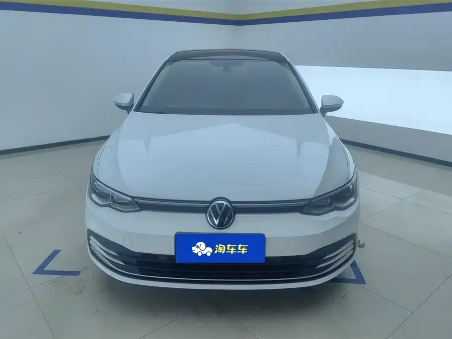 Volkswagen Golf 2021 из CN, фото 2