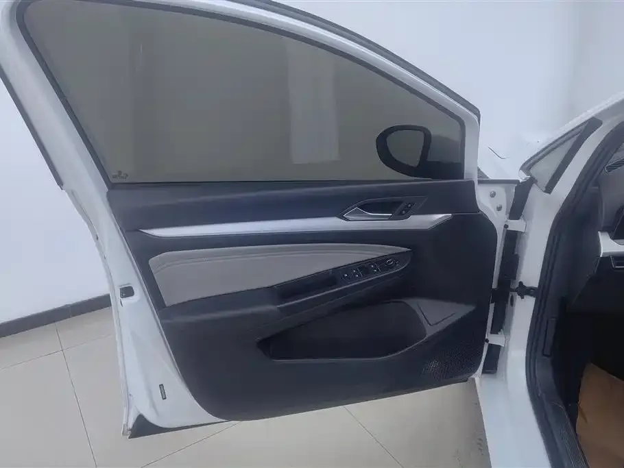 Volkswagen Golf 2021 из CN, фото 8