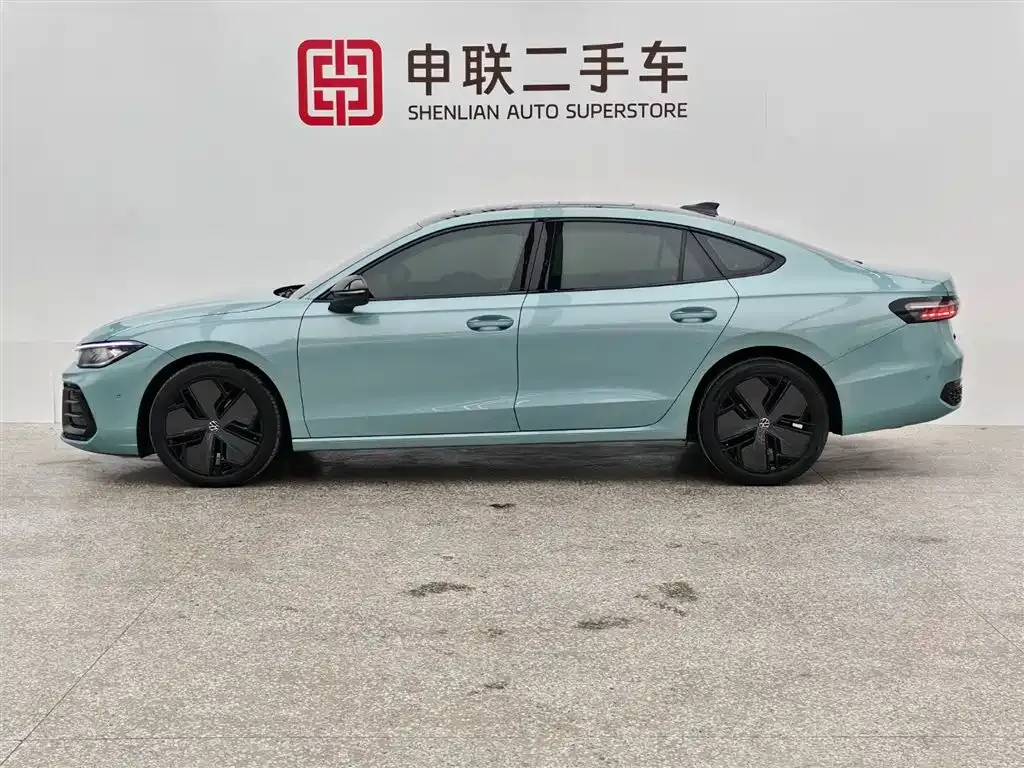 Volkswagen Passat 2024 из CN, фото 7