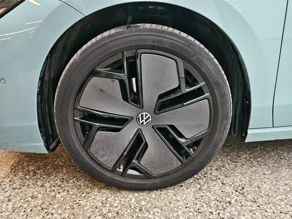 Volkswagen Passat 2024 из CN, фото 10