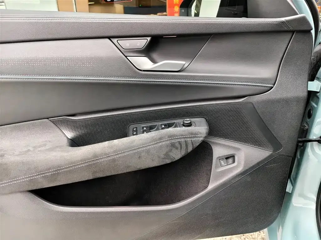 Volkswagen Passat 2024 из CN, фото 6