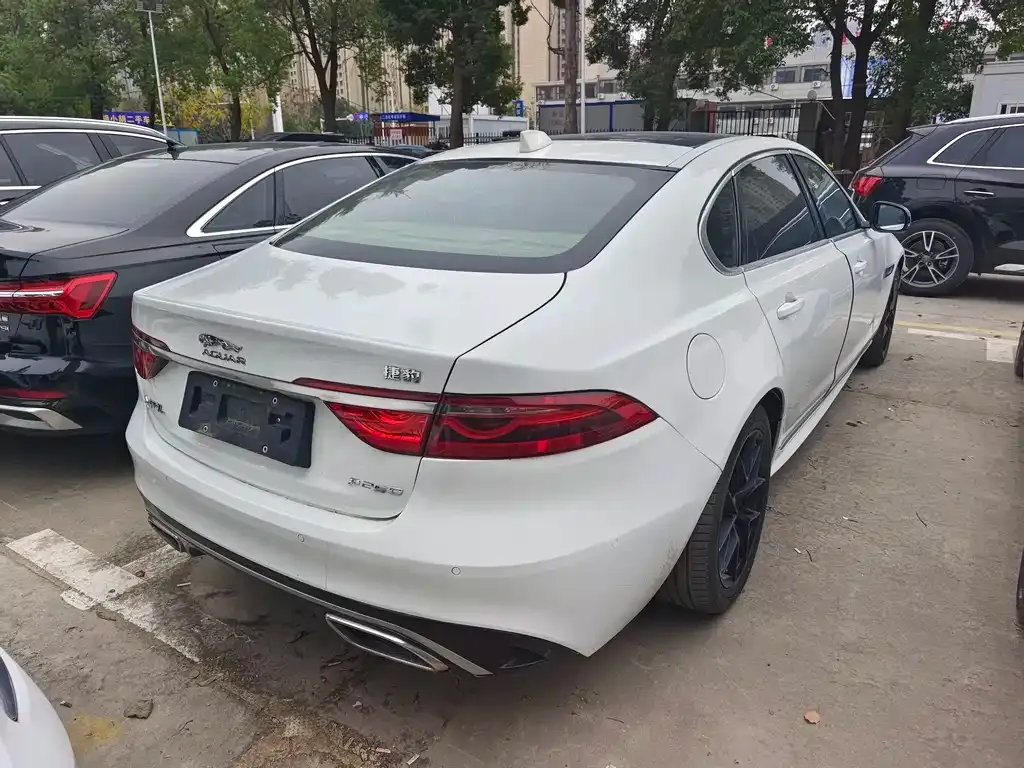 Jaguar XFL 2022 из CN, фото 5