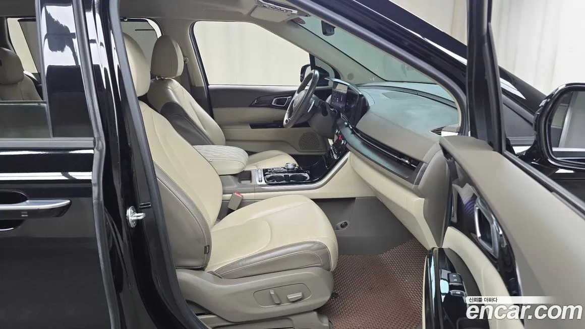 Kia Carnival — фото 10
