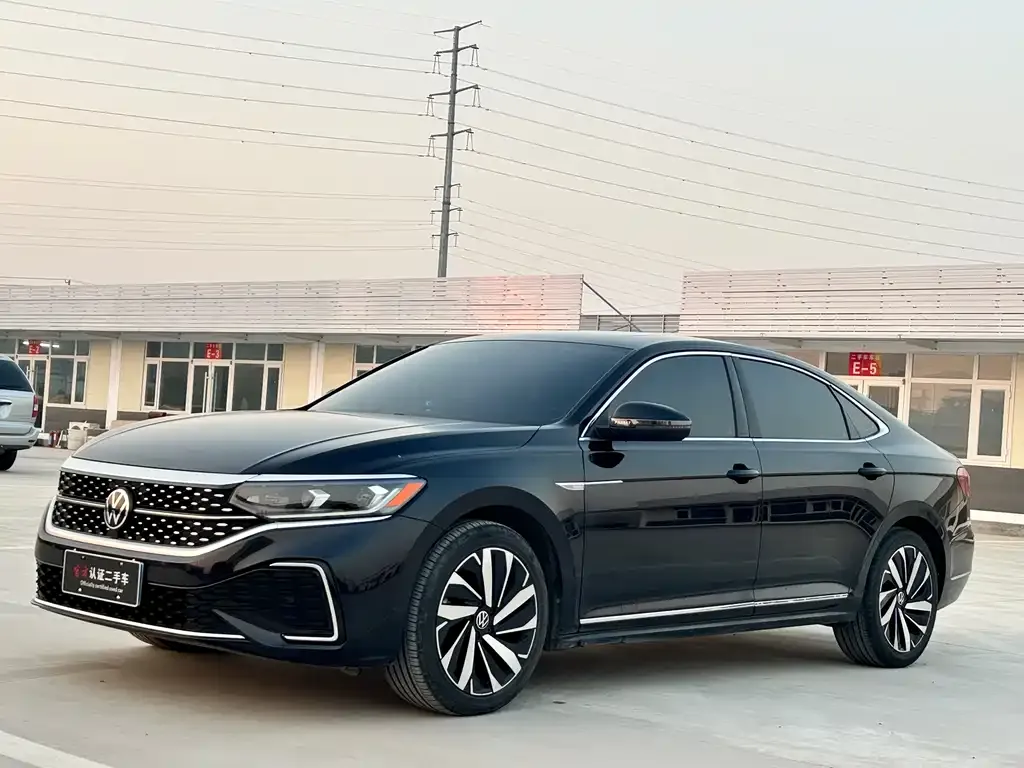 Volkswagen Passat 2022 из CN, фото 1