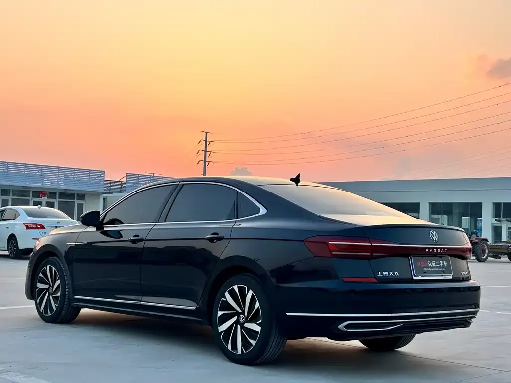 Volkswagen Passat 2022 из CN, фото 3