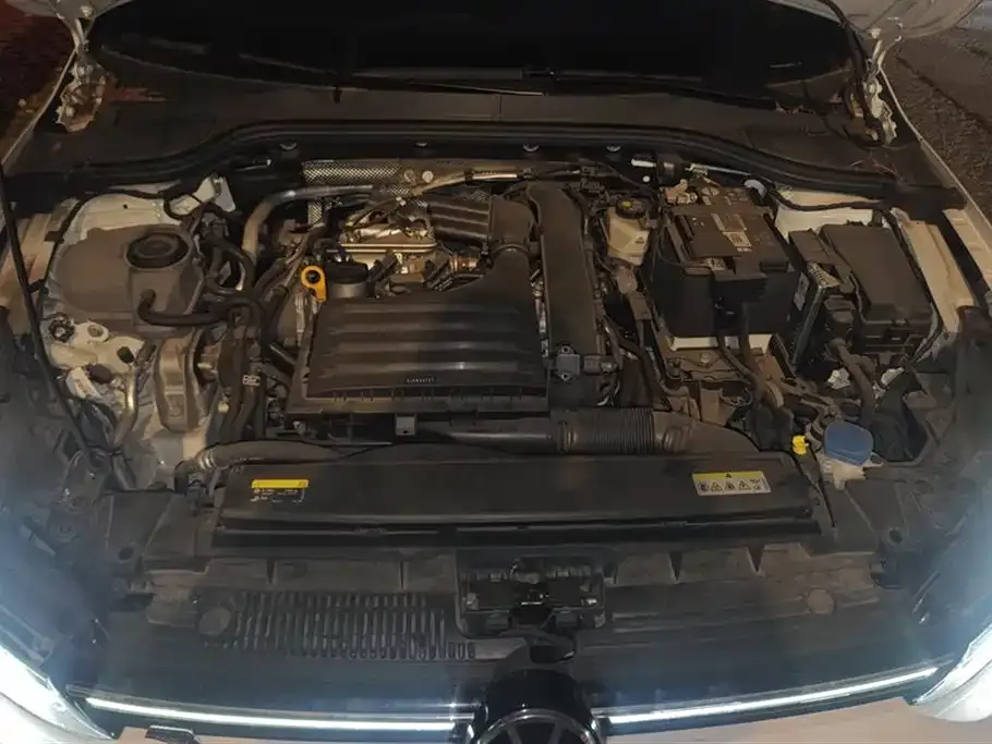 Volkswagen Golf 2022 из CN, фото 10