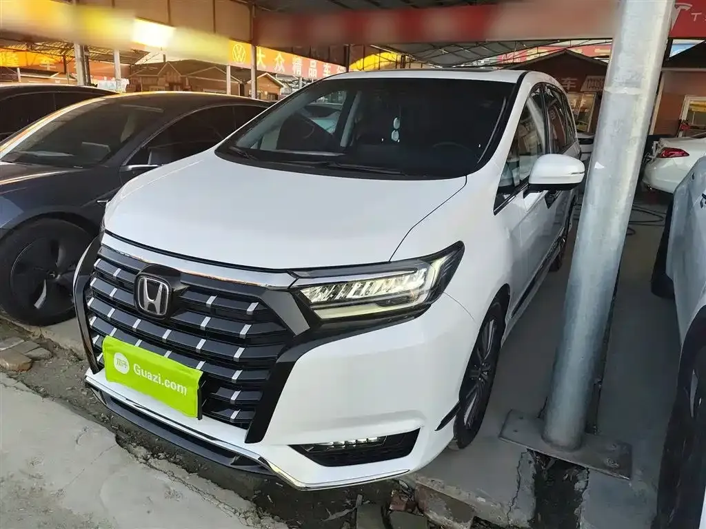 Honda Elysion 2023 из CN, фото 5