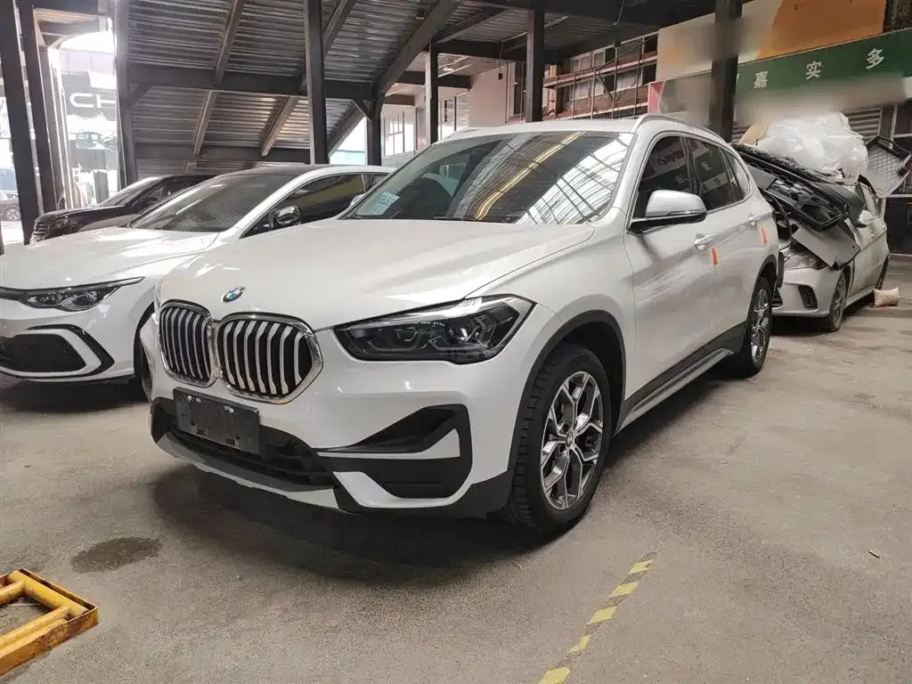 BMW X1 — фото 6