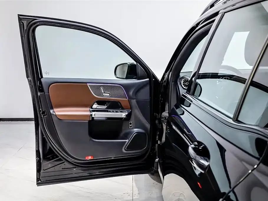 Mercedes-Benz GLB 2023 из CN, фото 9