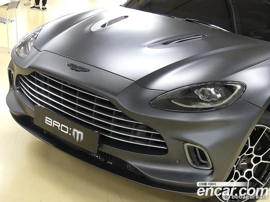 Aston Martin DBX 2021 из KR, фото 2