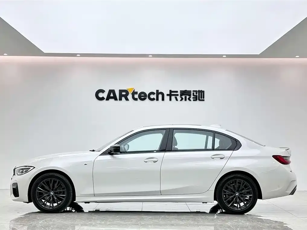 BMW 3 Series 2022 из CN, фото 6