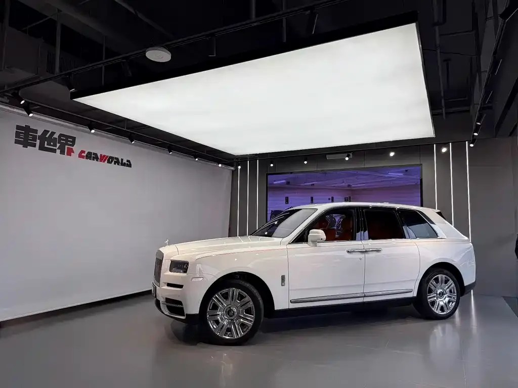 Rolls-Royce Cullinan 2023 из CN, фото 2