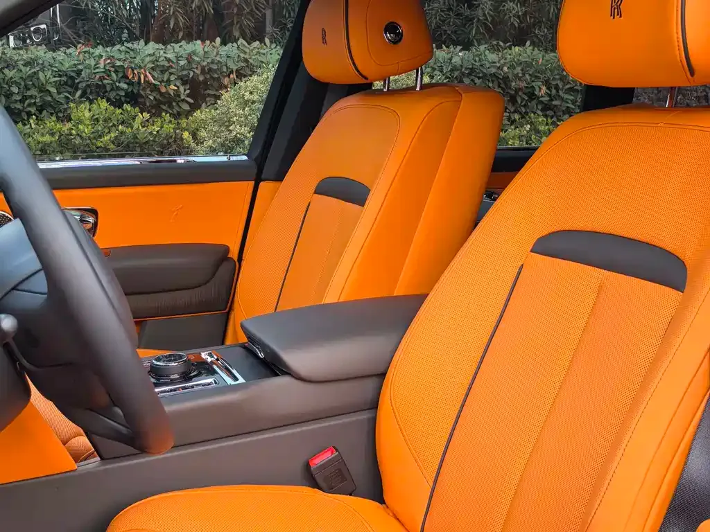 Rolls-Royce Cullinan 2023 из CN, фото 6