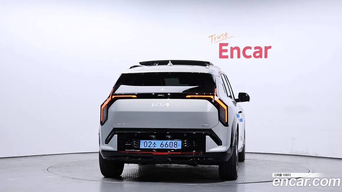 Kia EV3 — фото 2