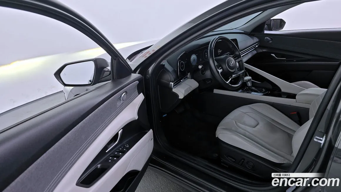 Hyundai AVANTE 2023 из KR, фото 5