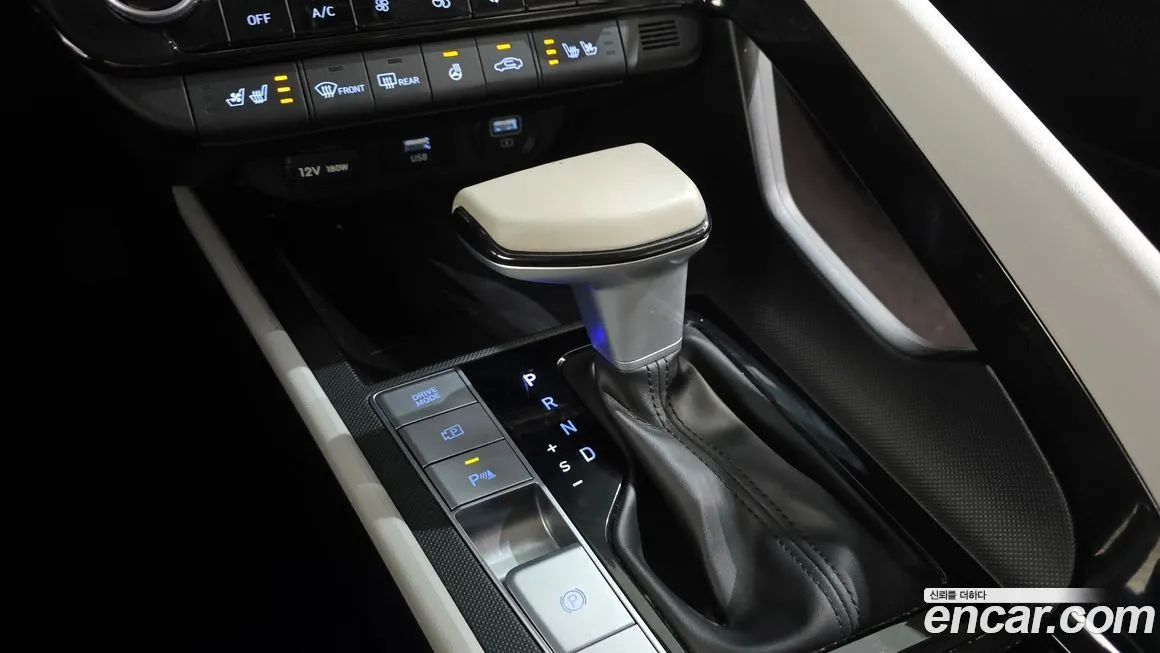 Hyundai AVANTE 2023 из KR, фото 4