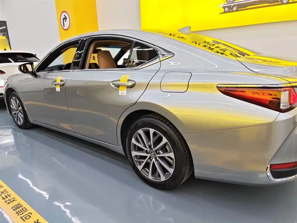 Lexus ES 2024 из CN, фото 7