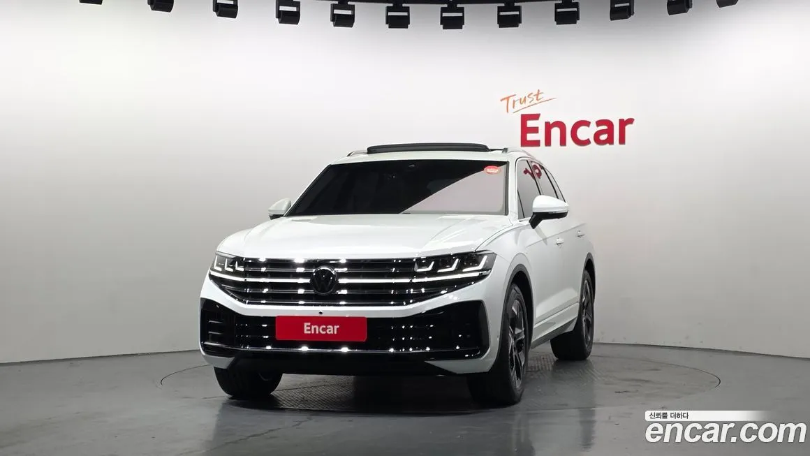 Volkswagen Touareg — фото 3